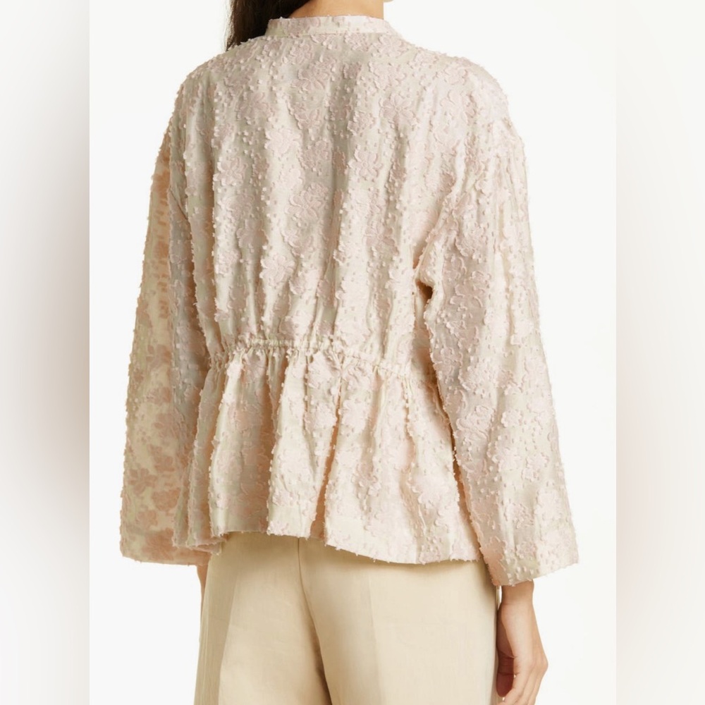Baum und Pferdgarten ~ size large new with tags, mellow texture tie front - Picture 2 of 11